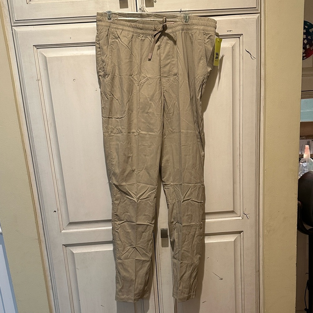 Target Men's Khaki Ripstop pants - Picture 8 of 8
